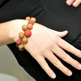 Náramek Bambulky z kolekce Colors