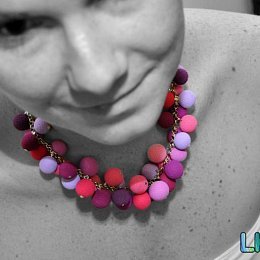 Náhrdelník Bambulky z kolekce Colors