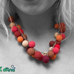 Náhrdelník z kolekce Bambulky